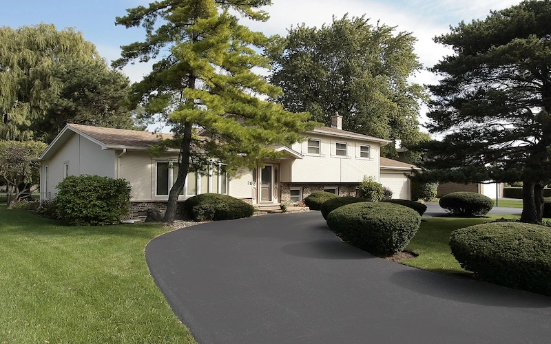 driveway concrete home